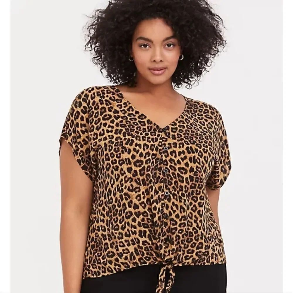 Torrid Leopard Challis Tie Front Midi Dolman Top Size 2 NWT